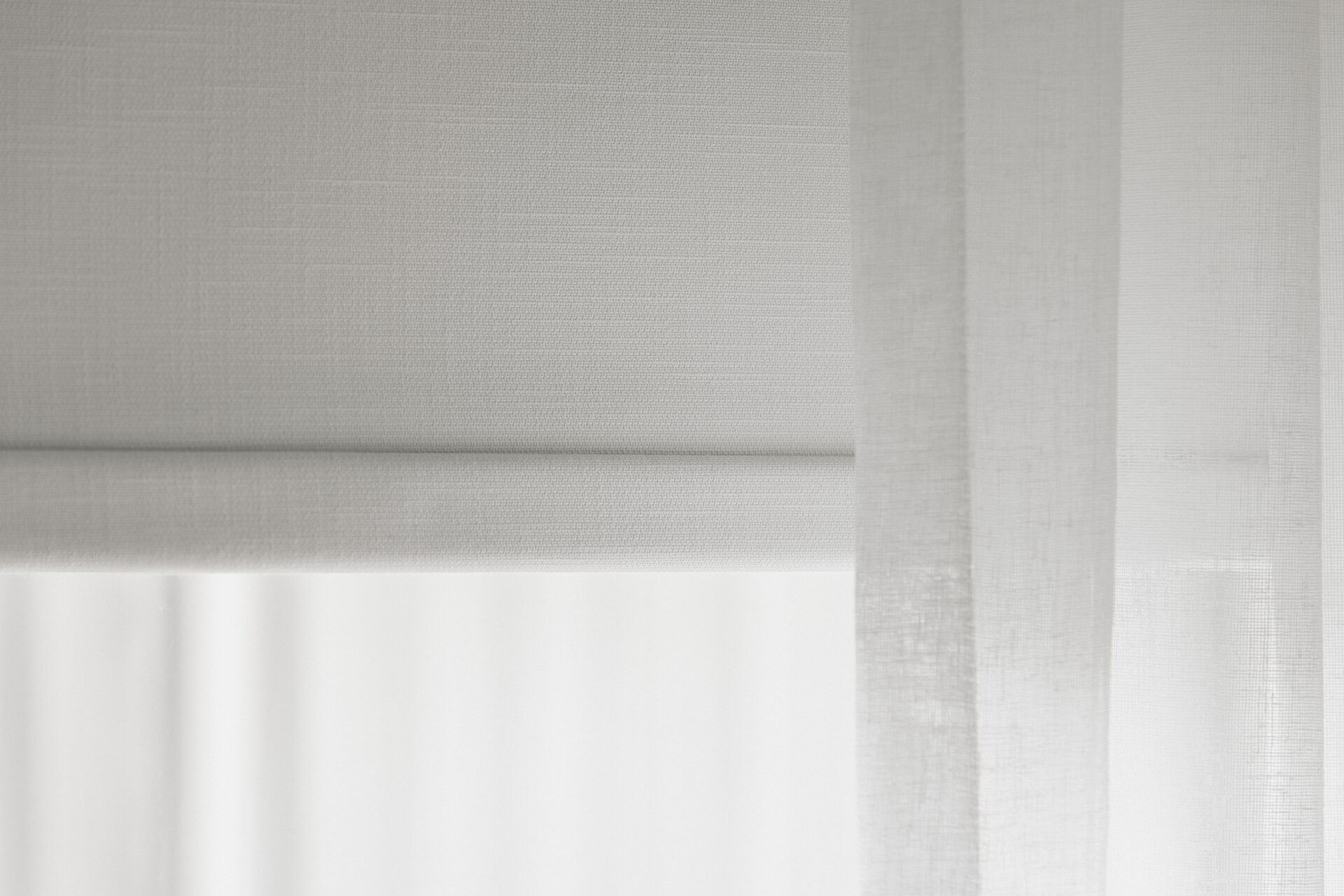Puddled sheer curtain finish β Mount Eliza residence